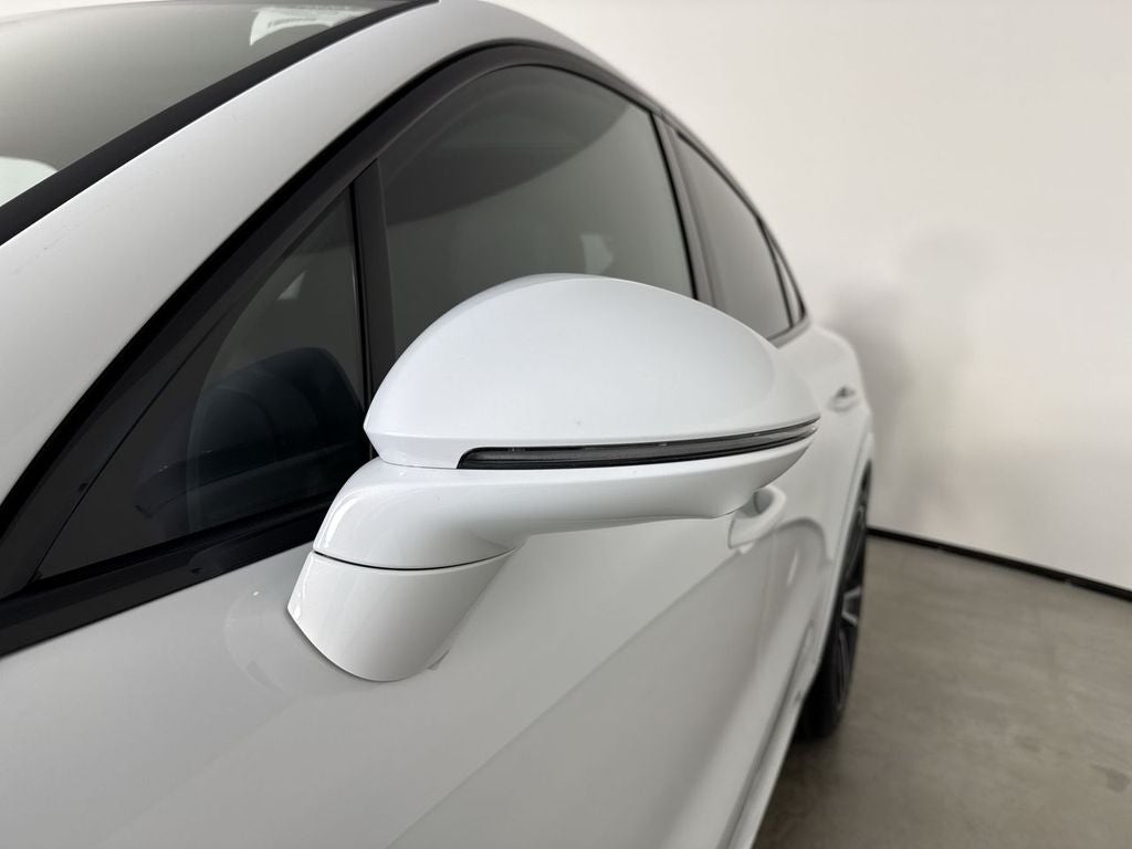 2026 Porsche Cayenne Coupe GTS