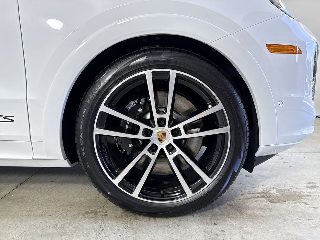 2026 Porsche Cayenne Coupe GTS
