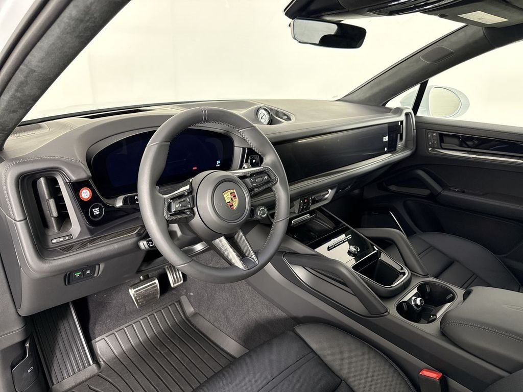 2026 Porsche Cayenne Coupe GTS