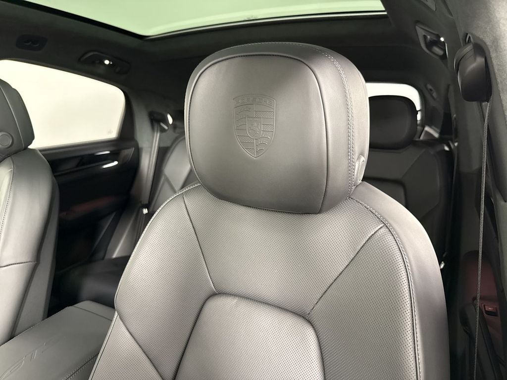 2026 Porsche Cayenne Coupe GTS