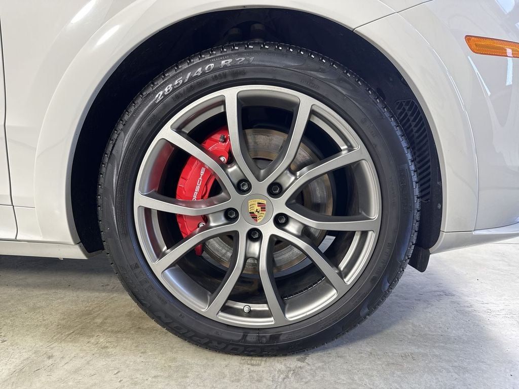 2023 Porsche Cayenne Coupe GTS