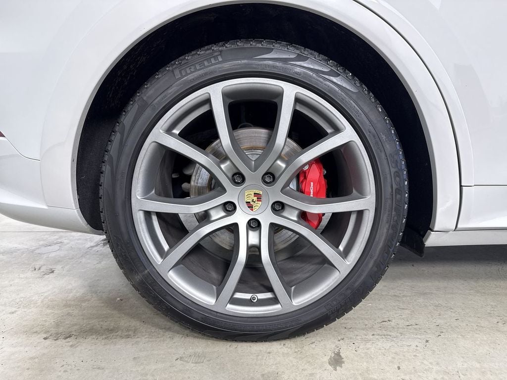 2023 Porsche Cayenne Coupe GTS