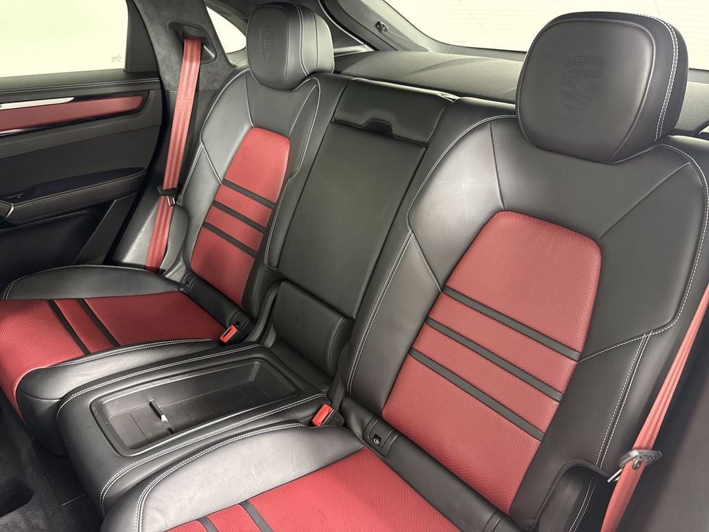 2023 Porsche Cayenne Coupe GTS