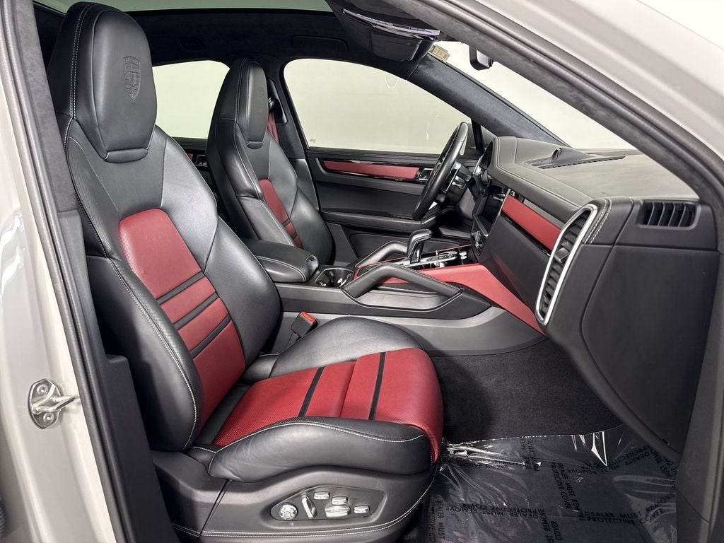 2023 Porsche Cayenne Coupe GTS