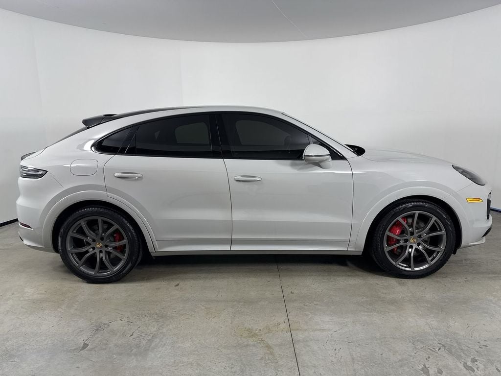 2023 Porsche Cayenne Coupe GTS