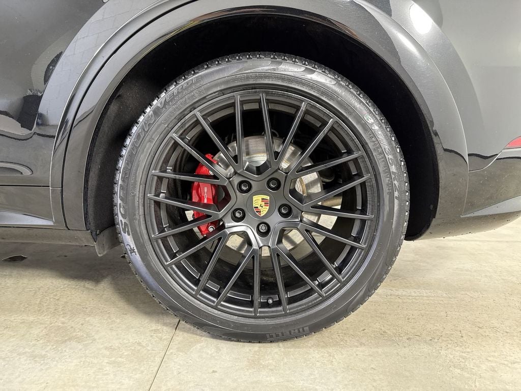 2023 Porsche Cayenne Coupe GTS