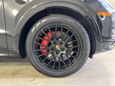 2023 Porsche Cayenne Coupe GTS