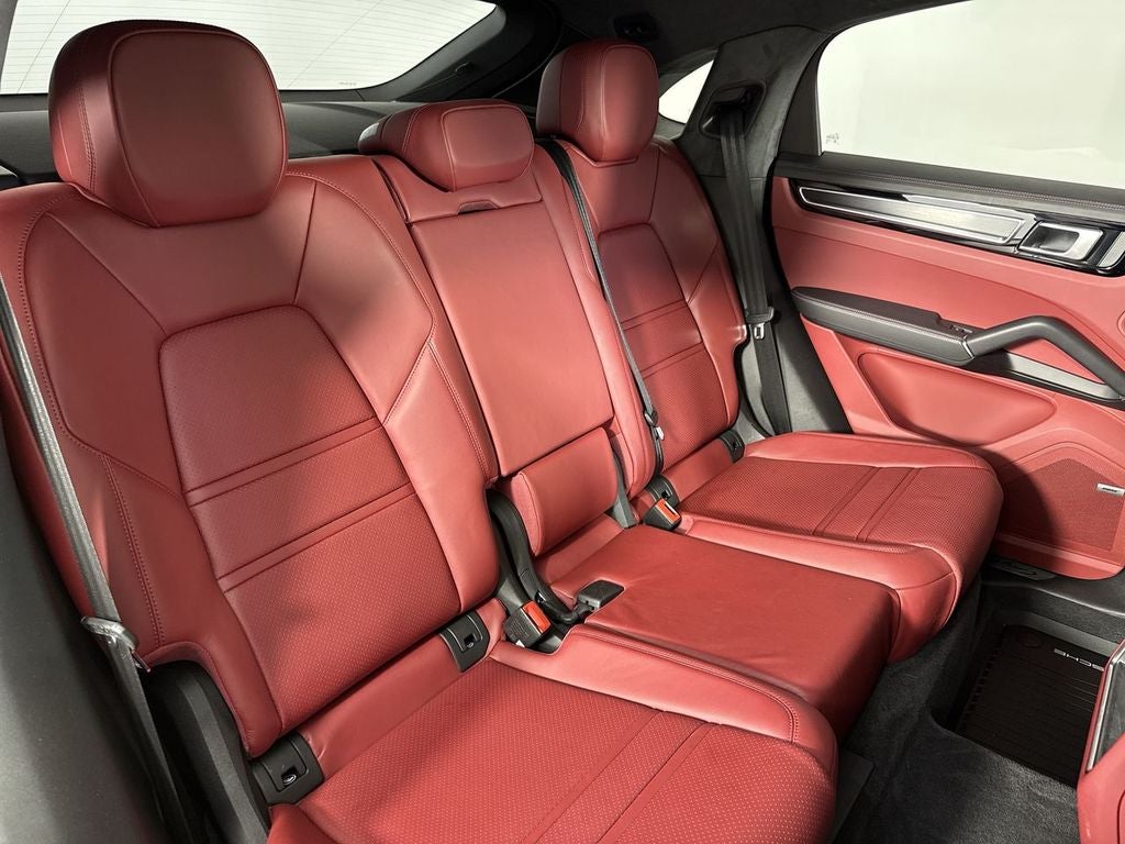 2023 Porsche Cayenne Coupe GTS