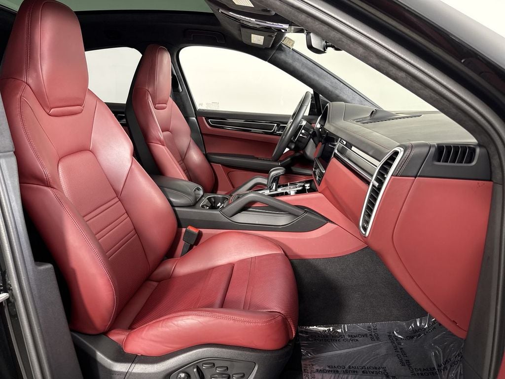 2023 Porsche Cayenne Coupe GTS