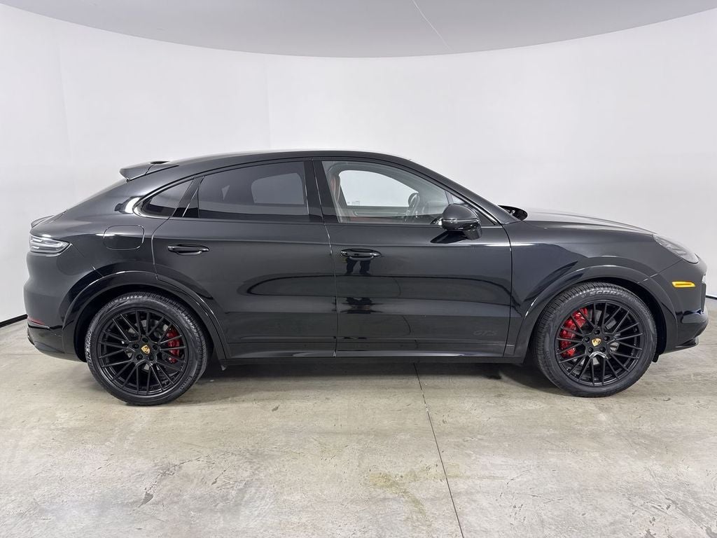 2023 Porsche Cayenne Coupe GTS