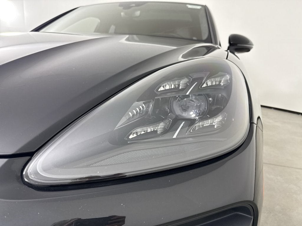 2023 Porsche Cayenne Coupe GTS