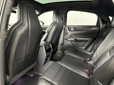 2023 Porsche Cayenne Coupe GTS