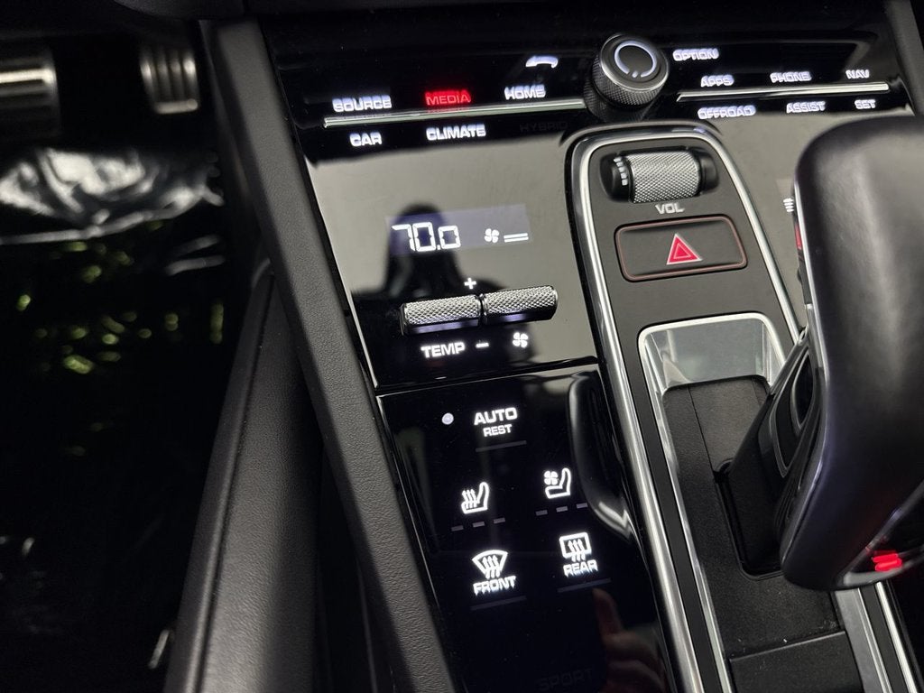 2023 Porsche Cayenne Coupe GTS