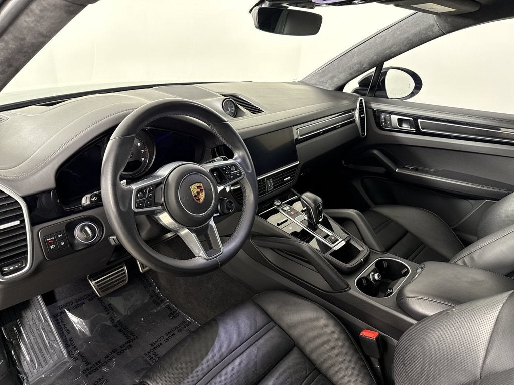 2023 Porsche Cayenne Coupe GTS
