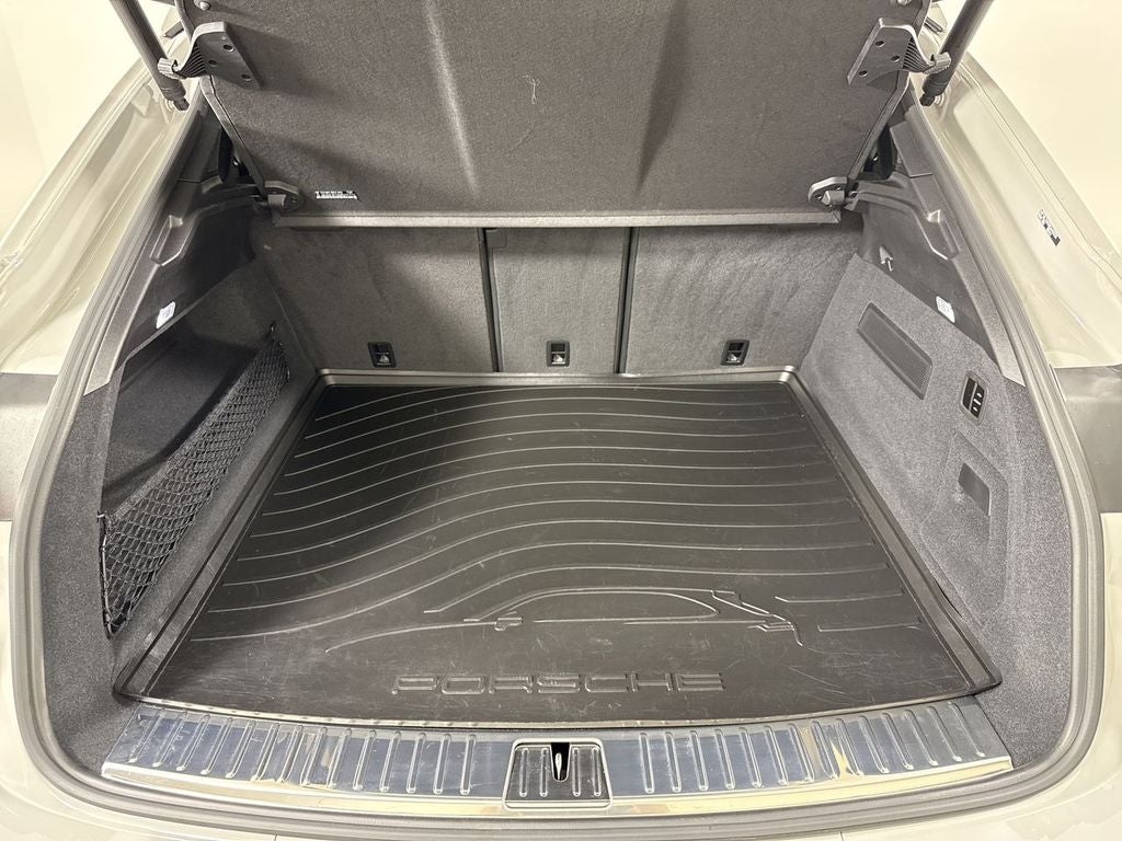 2025 Porsche Cayenne Coupe S