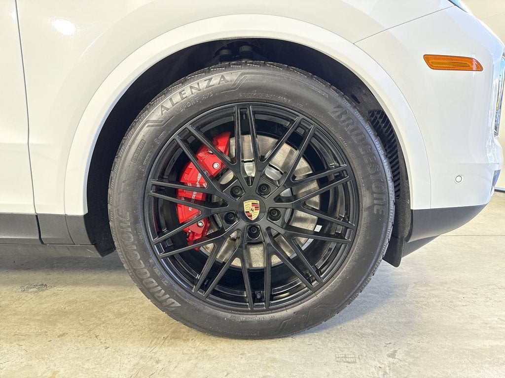 2025 Porsche Cayenne Coupe S