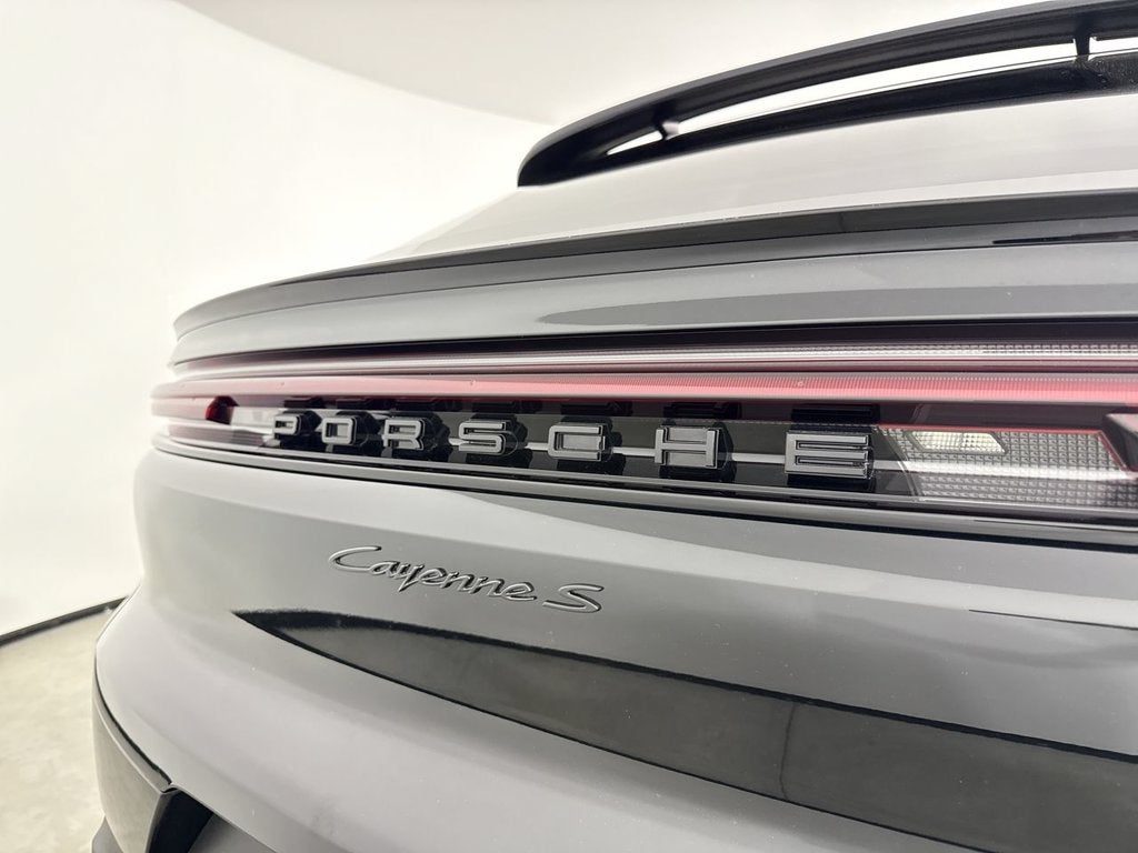 2024 Porsche Cayenne Coupe S