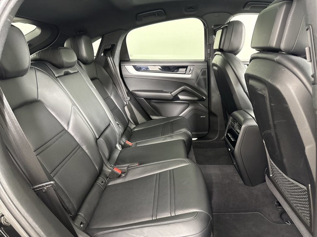 2024 Porsche Cayenne Coupe S
