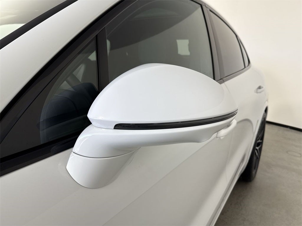 2025 Porsche Cayenne Coupe S