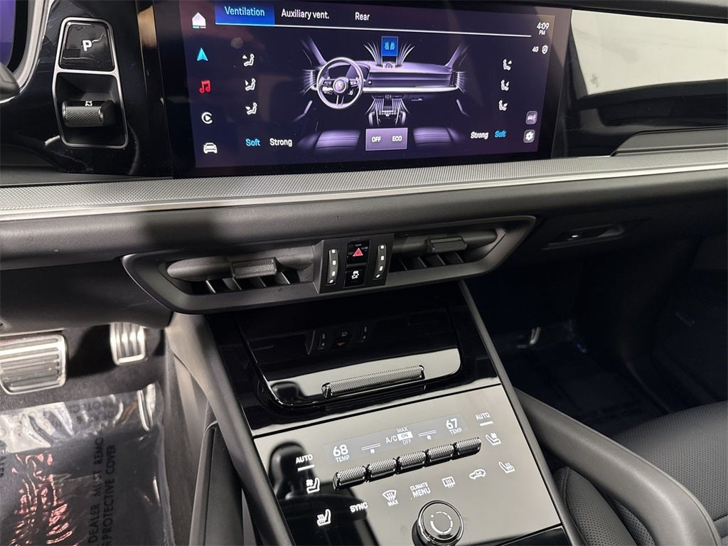 2025 Porsche Cayenne Coupe S