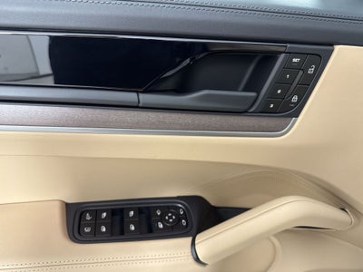 2026 Porsche Cayenne E-Hybrid Coupe S E-Hybrid