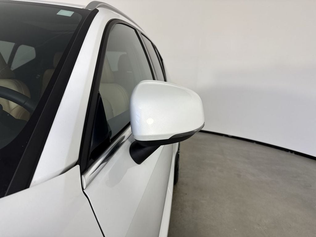 2019 Volvo XC40 Inscription