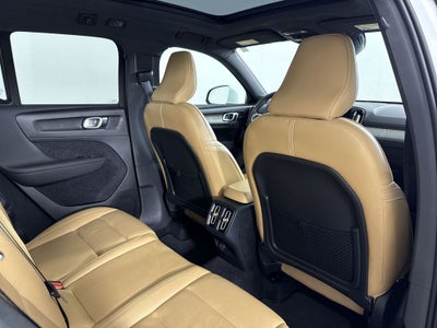 2019 Volvo XC40 Inscription