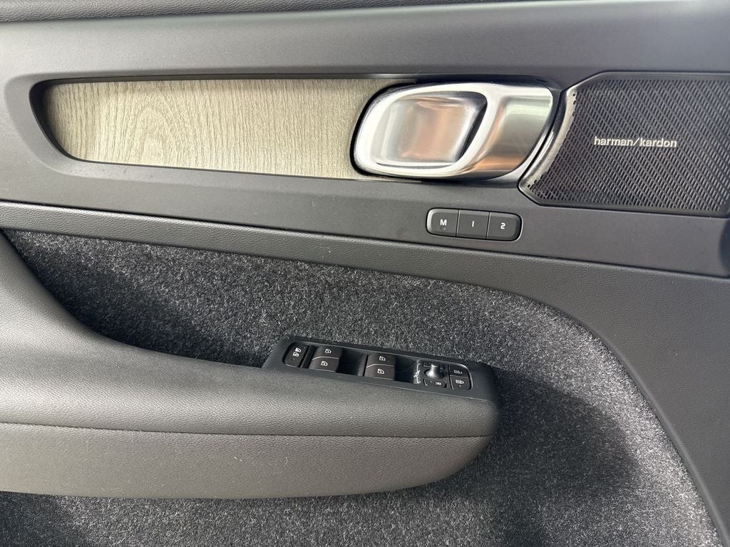2019 Volvo XC40 Inscription