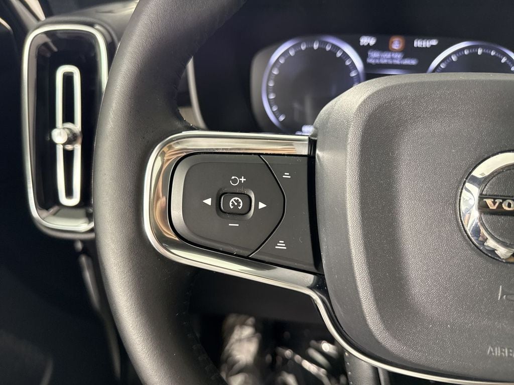 2019 Volvo XC40 Inscription