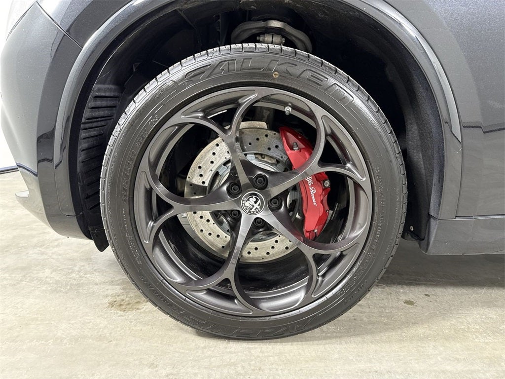 2020 Alfa Romeo Stelvio Quadrifoglio