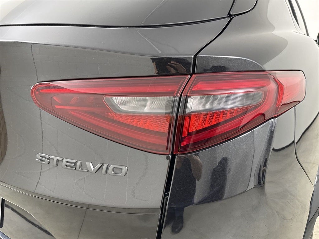 2020 Alfa Romeo Stelvio Quadrifoglio