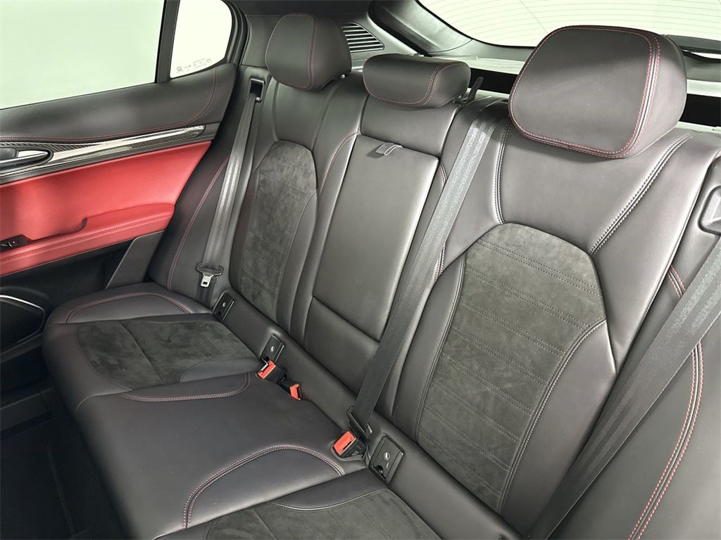 2020 Alfa Romeo Stelvio Quadrifoglio