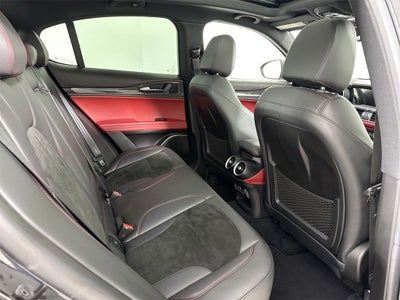 2020 Alfa Romeo Stelvio Quadrifoglio