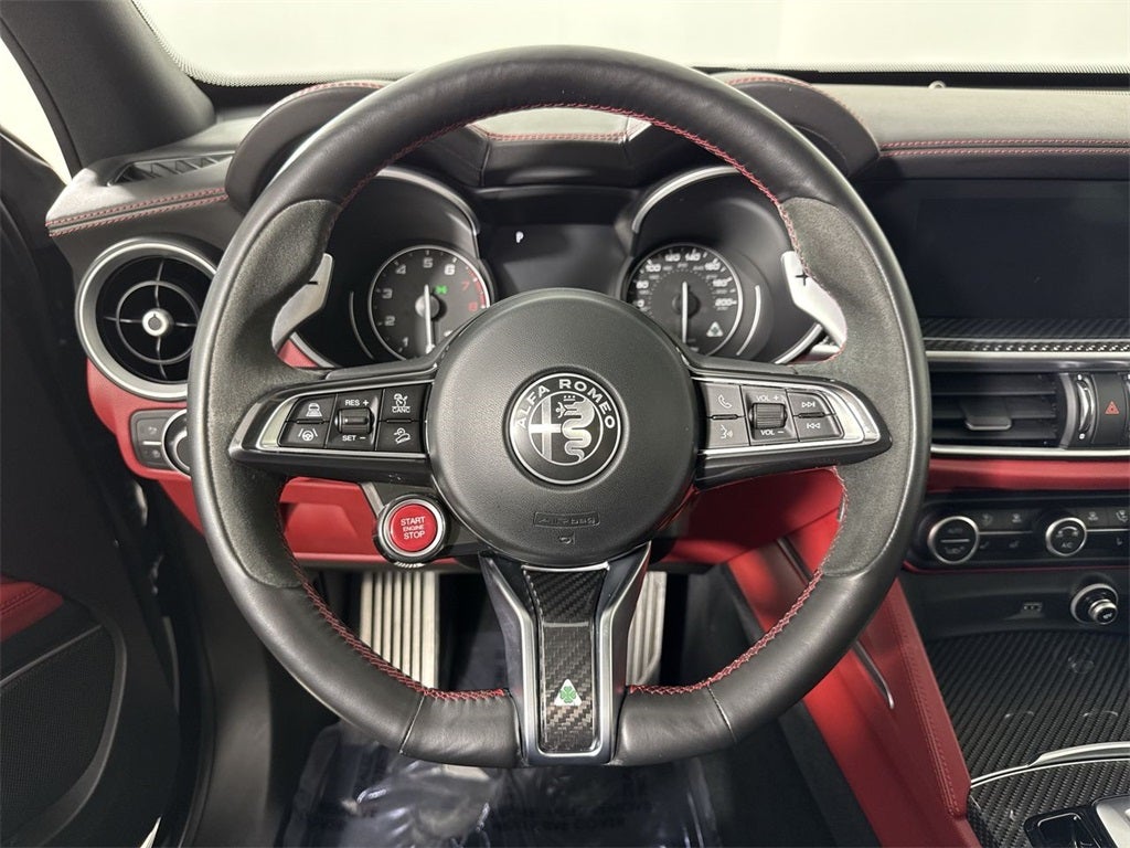 2020 Alfa Romeo Stelvio Quadrifoglio
