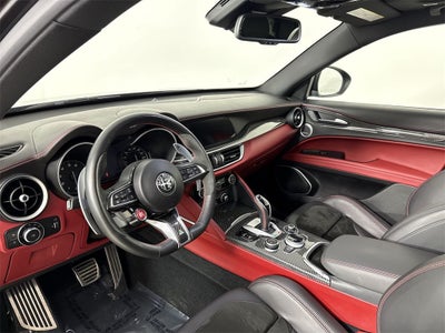 2020 Alfa Romeo Stelvio Quadrifoglio