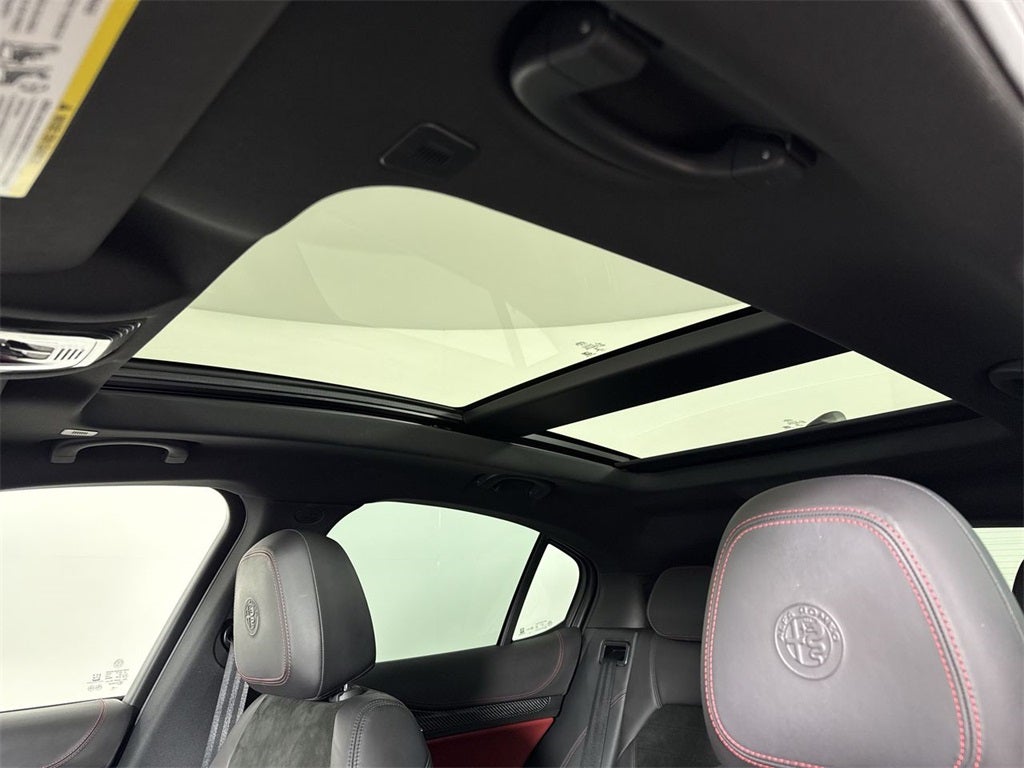 2020 Alfa Romeo Stelvio Quadrifoglio