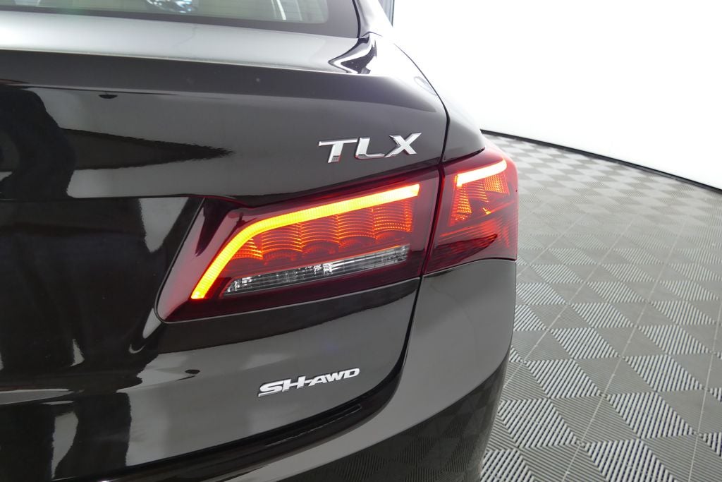 2017 Acura TLX 3.5L V6 SH-AWD w/Technology Package