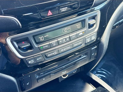 2020 Honda Pilot Touring 8 Passenger