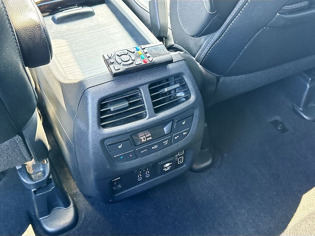 2020 Honda Pilot Touring 8 Passenger