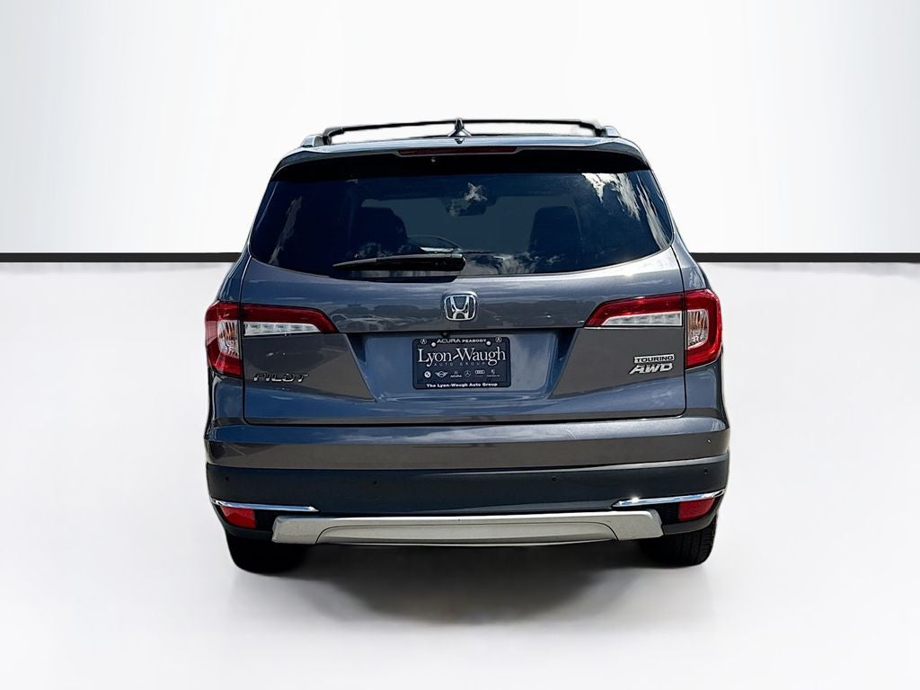 2020 Honda Pilot Touring 8 Passenger