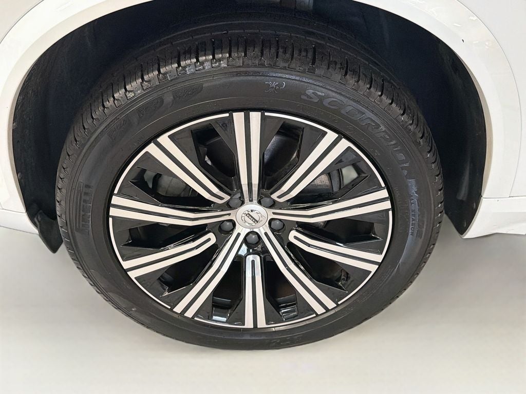 2023 Volvo XC90 B5 Core